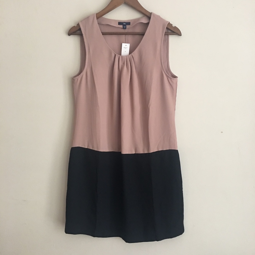 NEW Gap Beige and Black Dress